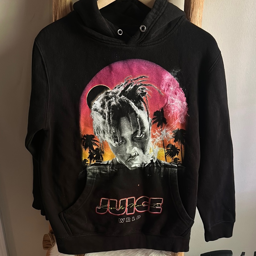 RARE Deadstocked Juice WRLD Hoodie  Legends Never Die